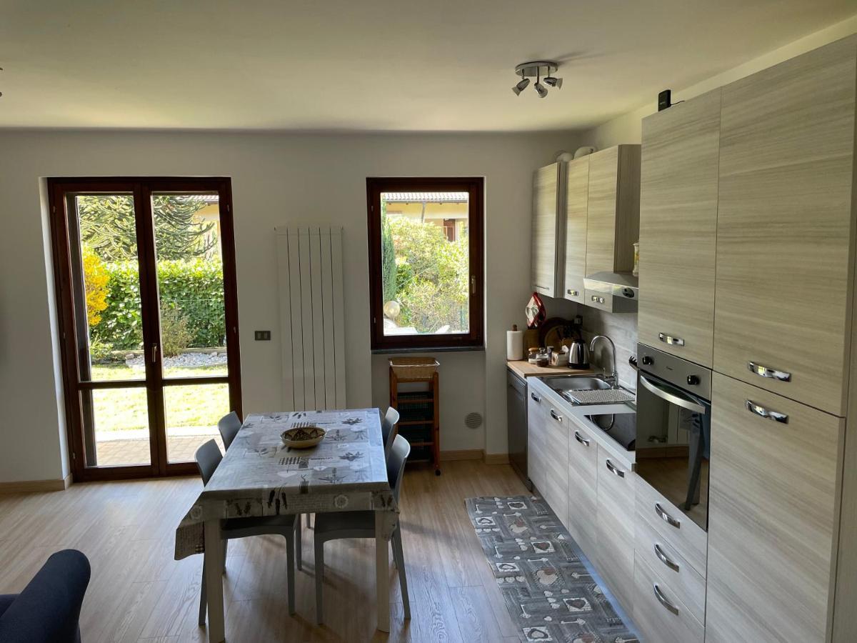 La Casa Del Conte - Feriolo Di Baveno Con Giardino Privato Apartment Exterior photo
